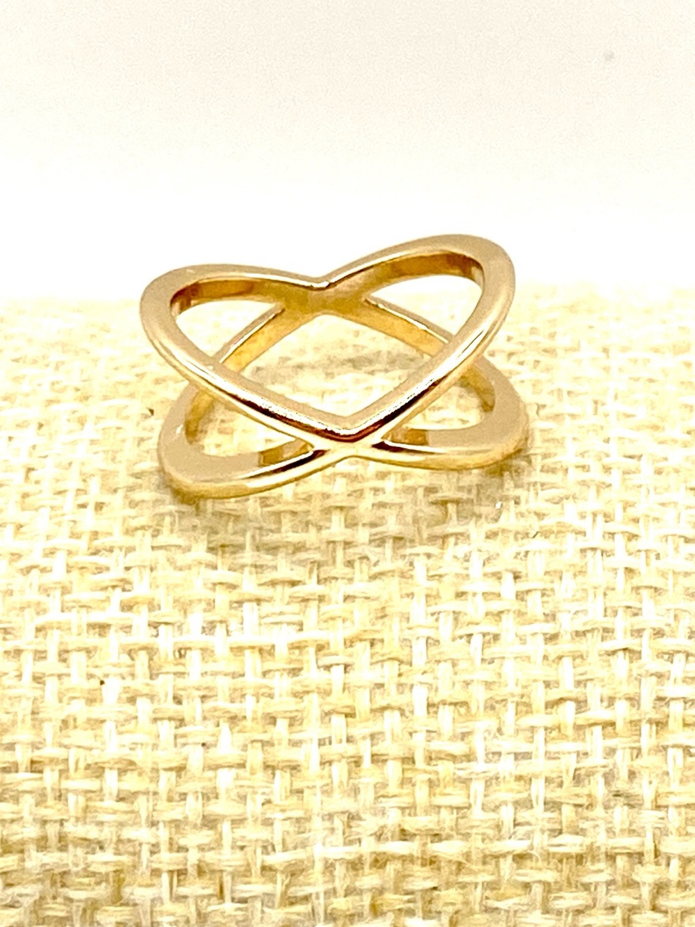 Jasmine Lane Gold Criss Cross Ring Size 7 Geometric Minimalist X Design NWT